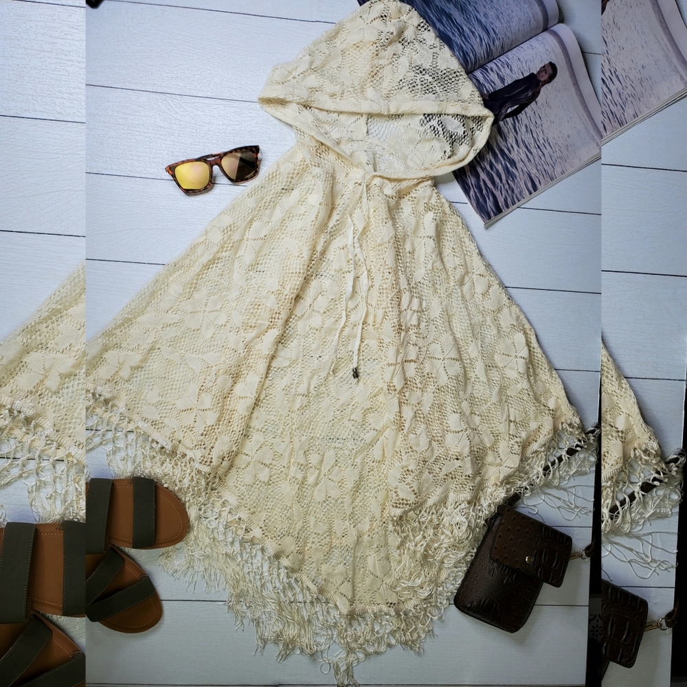 NWOT Drawstring Lace Hoodie Shawl